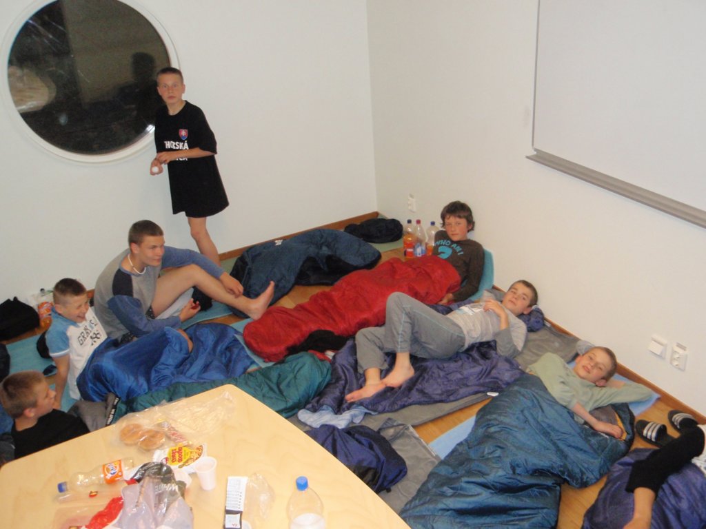 dobrnockabinetvhale2.jpg